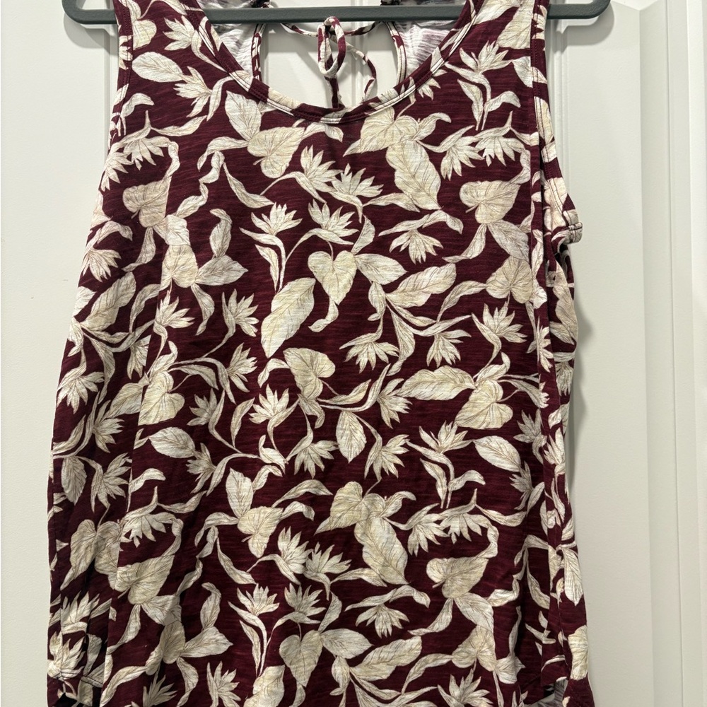 Old Navy Burgundy and Cream Floral Tank Top